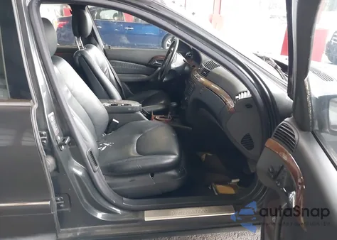 2002 Mercedes-Benz S 500 из США, поврежденный, VIN WDBNG75J12A281894